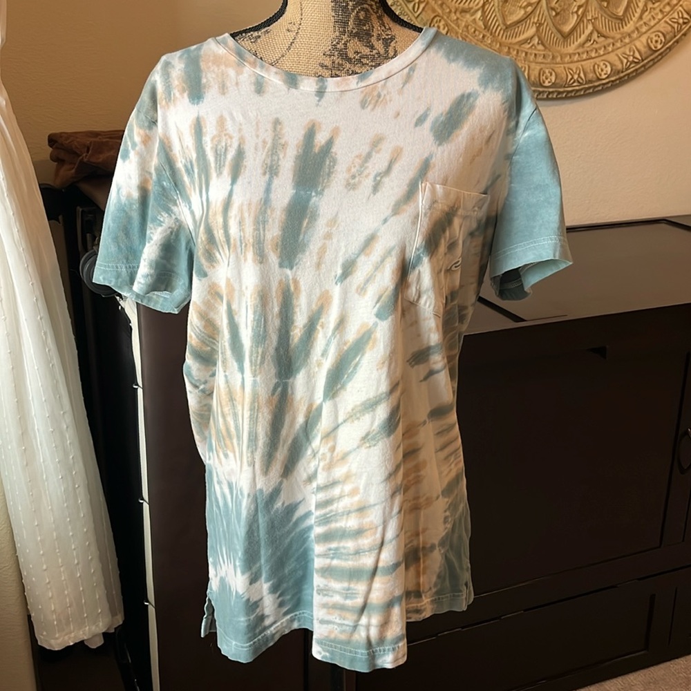 PINK Tie dye t shirt